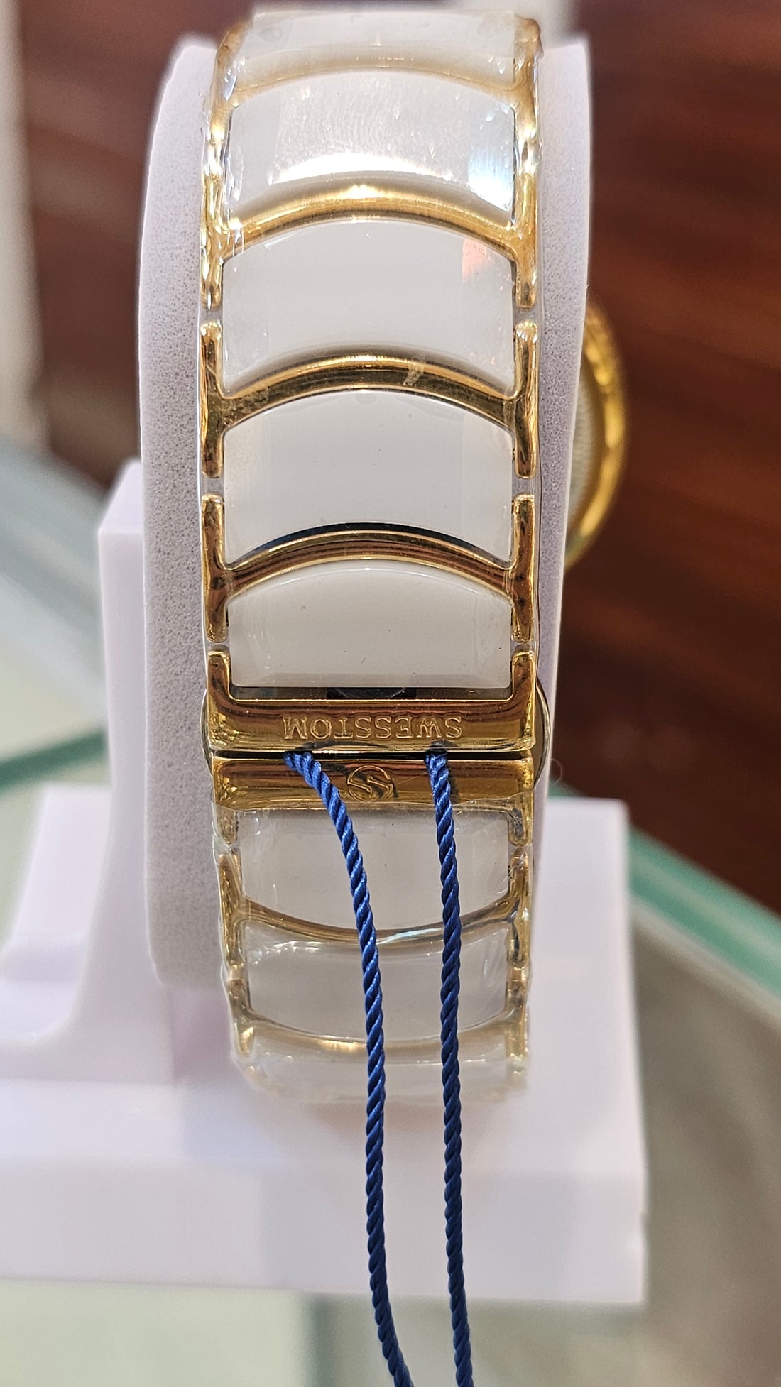 💎 ORIGINAL SWISSTON FULL STONE WATCH – LUXURY YOU CAN WEAR