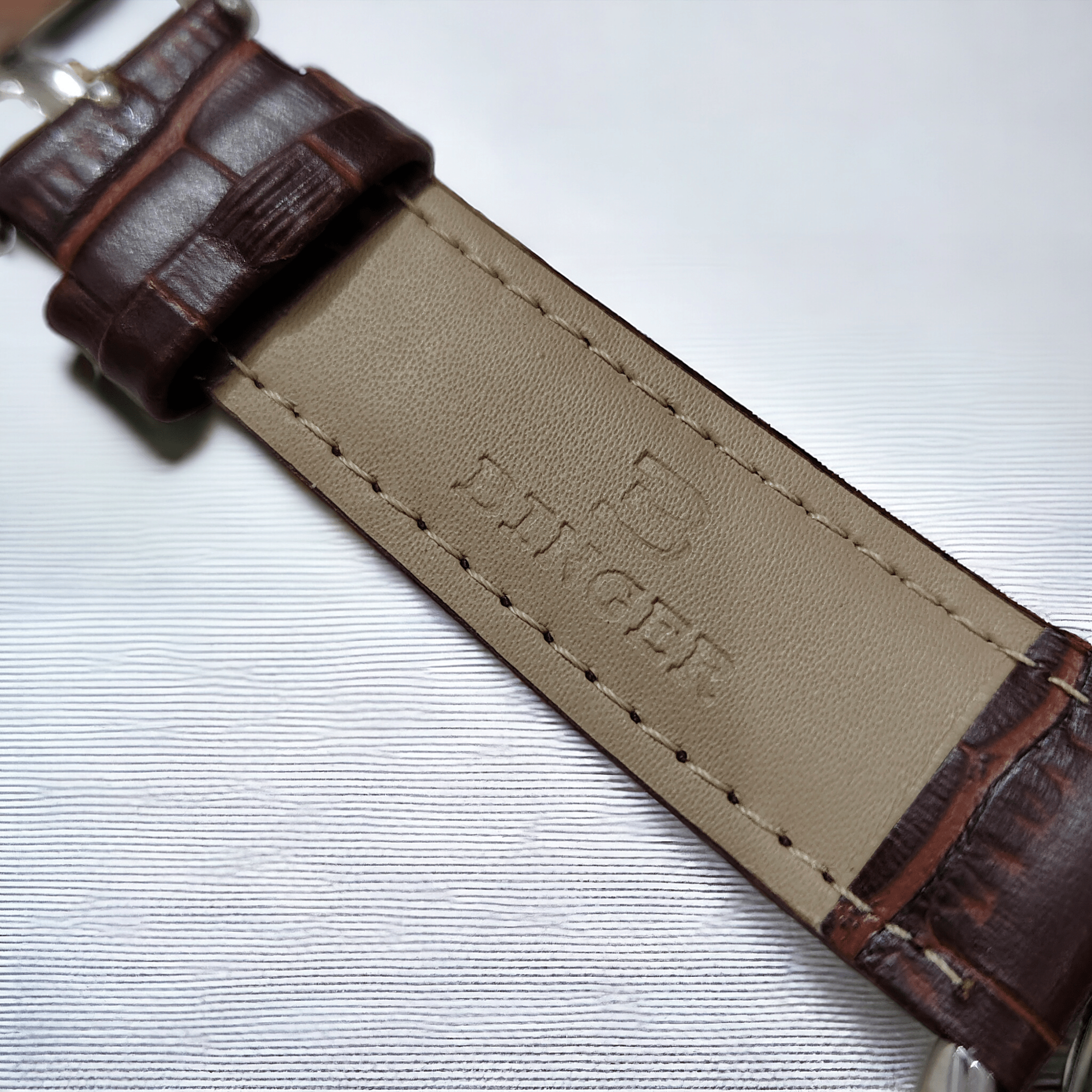 🟡 BINGER Switzerland – Yellow Gold Edition - Sumalani Watch Center