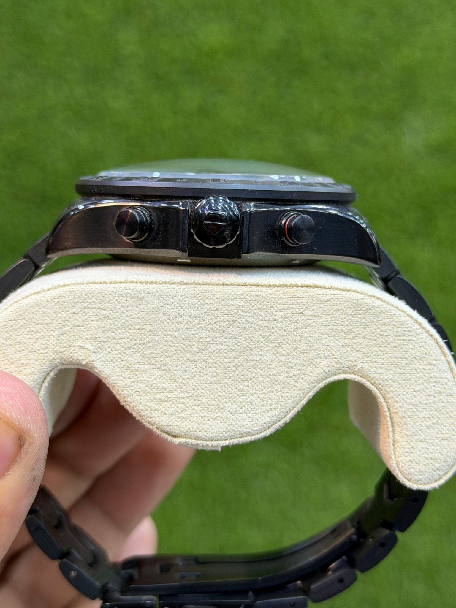 Tag Heuer Carrera Red Bull Limited Edition — 44 mm Chronograph - Sumalani Watch Center